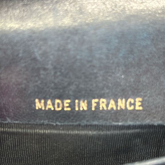 CHANEL CC Caviar Long Wallet Series #6 2000-02 Holds a Phone - Picture 11 of 15